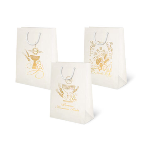 Zdjęcie przedstawia torebkę luksusową perłową na Pierwszą Komunię Świętą.