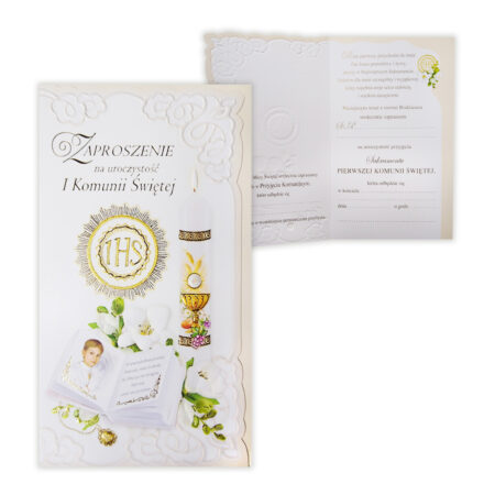 Zaproszenie na Komunię, w dolnej części otwarta księga ze zdjęciem chłopaka. w tle rozłożone zaproszenie z tekstem zaproszenia