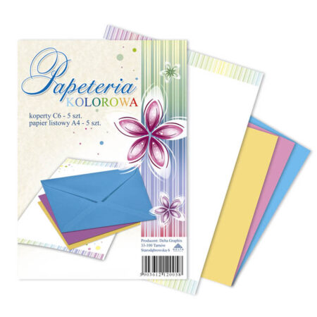 Na zdjęciu ukazana jest papeteria kolorowa Delta Graphix – zestaw papieru listowego A4 (5 szt.) i kopert C6 (5 szt.) w różnych kolorach. Opakowanie zdobione kwiatowym motywem w pastelowych barwach z kolorowymi pasami i dużym różowym kwiatem. Widoczne arkusze białego papieru z górnymi i dolnymi zdobieniami w kolorowe paseczki oraz koperty w kolorze niebieskim, różowym i żółtym.